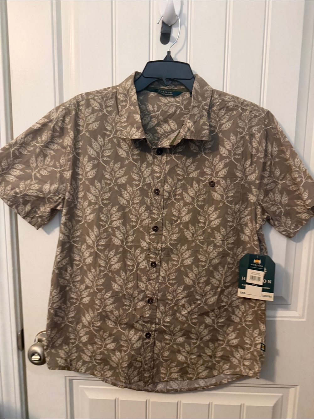Horizon Men's Short-Sleeve Leaf Print Button-Down Shirt Size medium